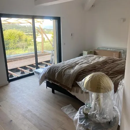Rangali Tropez, Domaine Bella Vista Vila Saint Tropez