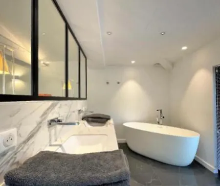 Vila Rangali Tropez, Domaine Bella Vista Saint Tropez